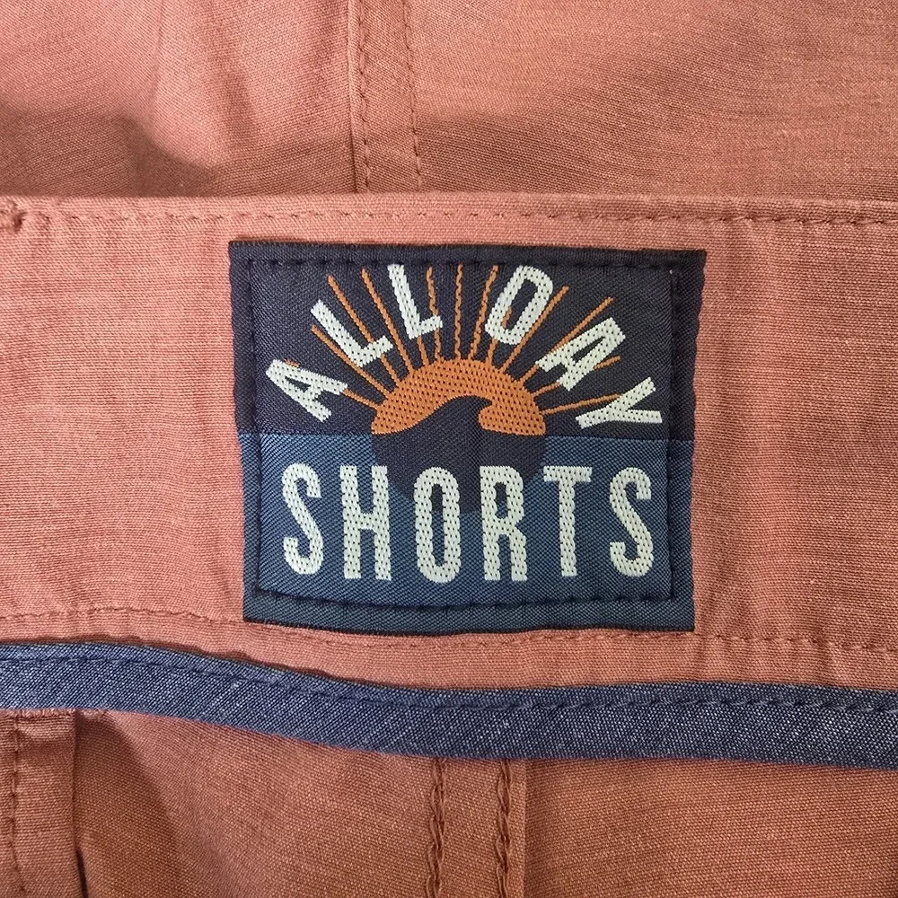 Faherty All Day Shorts Mens 30 Rose Red 9